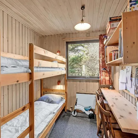 Vakantiehuis 3 Bedroom Gorgeous In *