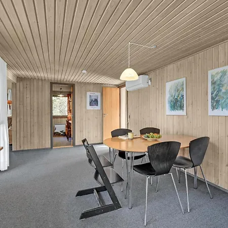 3 Bedroom Gorgeous In Thyholm